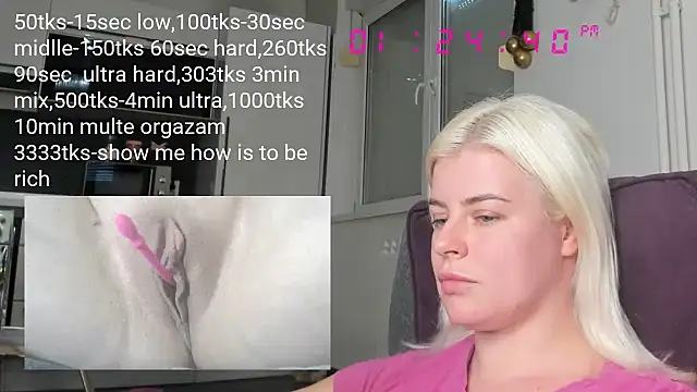 queenofthenighttt online show from 1, 2, 2025