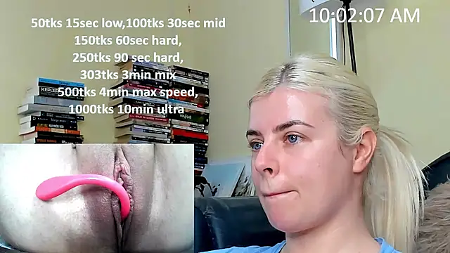 Snapshot of queenofthenighttt chatting on 16, 1, 2026 queenofthenighttt online show from 16, 1, 2026