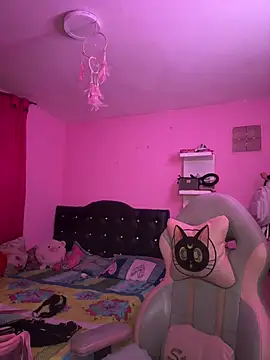 stassie  online show from 23, 1, 2025