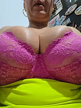 Ruxy42ETT online show from 11, 4, 2026