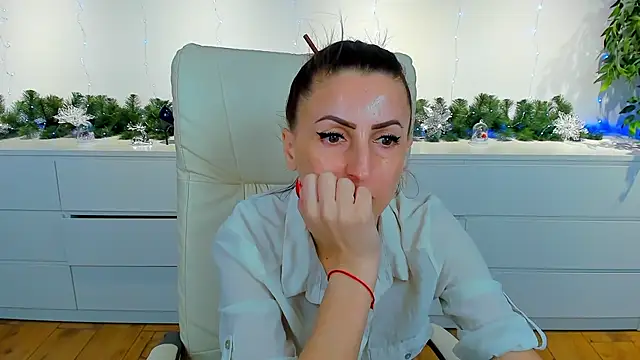 Snapshot of Rebecca_Diamond chatting on 20, 1, 2025 Rebecca Diamond online show from 20, 1, 2025