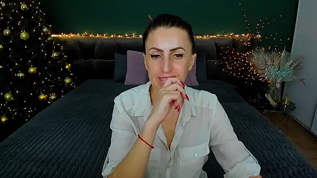 Snapshot of Rebecca_Diamond chatting on 20, 1, 2025 Rebecca Diamond online show from 20, 1, 2025