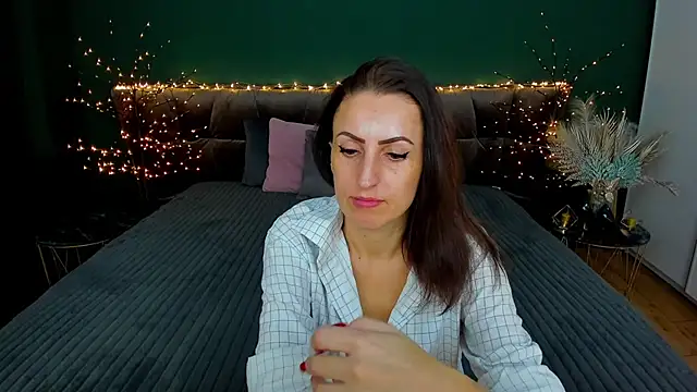 Snapshot of Rebecca_Diamond chatting on 23, 1, 2025 Rebecca Diamond online show from 23, 1, 2025