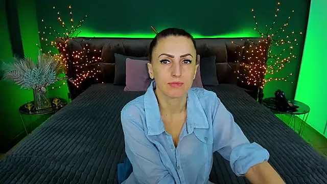 Snapshot of Rebecca_Diamond chatting on 30, 1, 2025 Rebecca Diamond online show from 30, 1, 2025