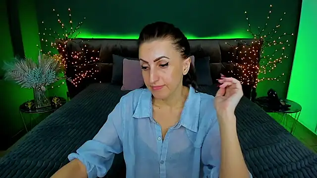 Snapshot of Rebecca_Diamond chatting on 30, 1, 2025 Rebecca Diamond online show from 30, 1, 2025