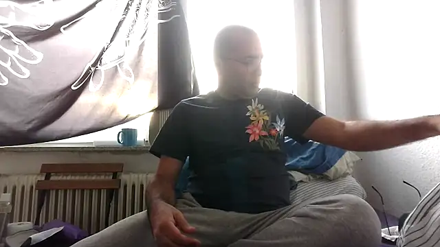 Azad64 online show from 12, 11, 2025