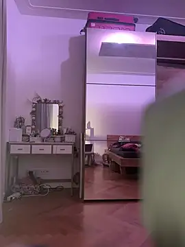 Snapshot of Pia_July_ chatting on 5, 2, 2026 Pia July online show from 5, 2, 2026