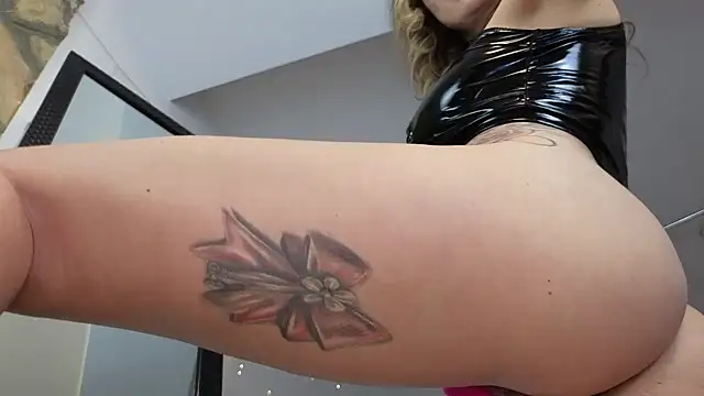 Snapshot of Ana_D chatting on 13, 2, 2025 Ana D online show from 13, 2, 2025