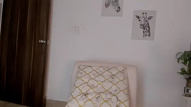 Hanna Risso online show from 15, 10, 2025