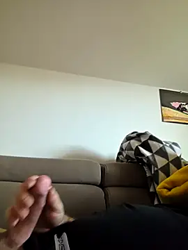 Snapshot of Tazyp19 chatting on 17, 11, 2025 Tazyp19 online show from 17, 11, 2025