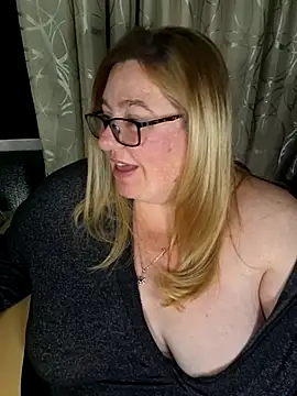 Snapshot of Iceprincess2bad4u chatting on 21, 2, 2026 Iceprincess2bad4u online show from 21, 2, 2026