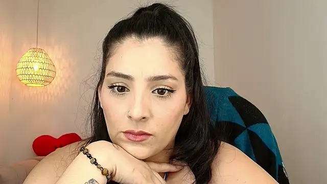 YummyAnna  online show from 14, 11, 2025