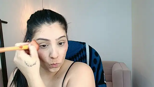 YummyAnna  online show from 25, 2, 2026