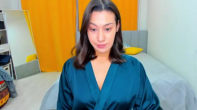 Snapshot of FieryHeart chatting on 5, 1, 2025 FieryHeart online show from 5, 1, 2025