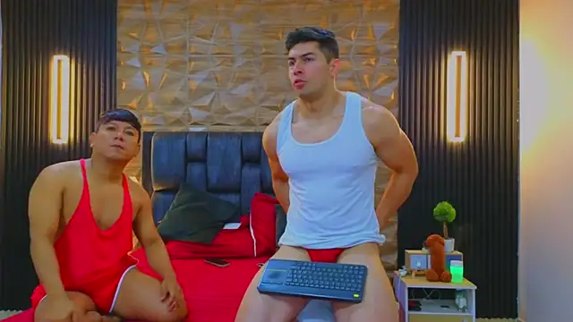 Snapshot of FelipeAndMarcello3 chatting on 12, 3, 2025 FelipeAndMarcello3 online show from 12, 3, 2025