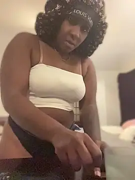 Snapshot of Foreignthababyy chatting on 18, 5, 2026 Foreignthababyy online show from 18, 5, 2026