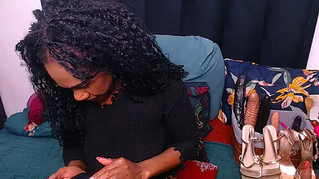 Snapshot of sexybootylicious chatting on 2, 7, 2026 sexybootylicious online show from 2, 7, 2026