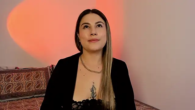 amelie collins online show from 20, 3, 2025