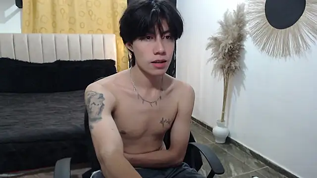 Elio-cam online show from 5, 3, 2026