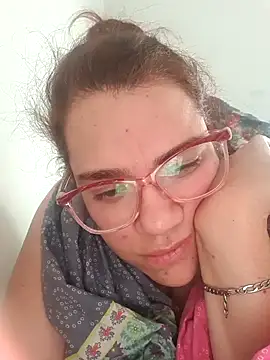 Snapshot of karlythoth@xh chatting on 21, 9, 2025 karlythothxh online show from 21, 9, 2025