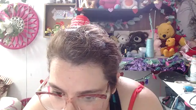 Snapshot of karlythoth@xh chatting on 25, 9, 2025 karlythothxh online show from 25, 9, 2025