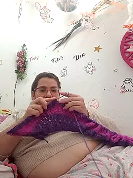 Snapshot of karlythoth@xh chatting on 5, 10, 2025 karlythothxh online show from 5, 10, 2025