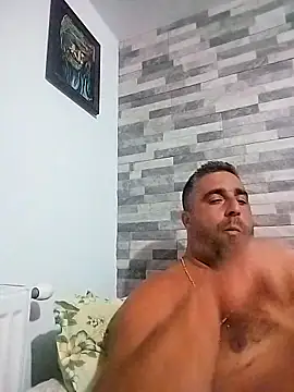 ADRIAN ADI40 online show from 26, 9, 2025