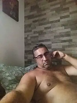 ADRIAN ADI40 online show from 15, 7, 2026