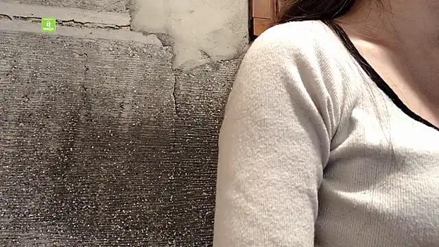 Tw Zoella online show from 8, 1, 2025