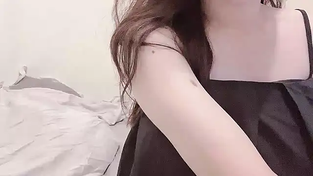 Tw Zoella online show from 22, 9, 2025