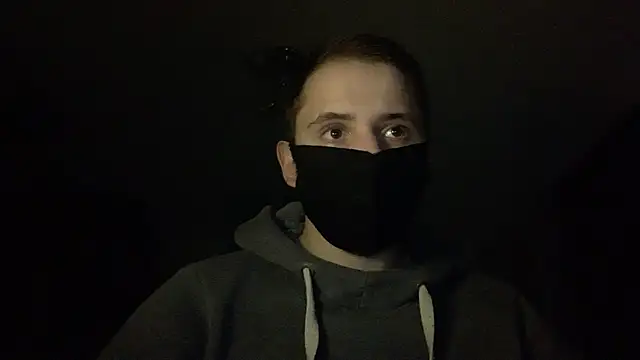 Snapshot of sweaticeboy chatting on 21, 10, 2025 sweaticeboy online show from 21, 10, 2025