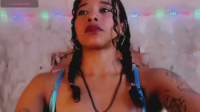 kelly thomson online show from 31, 1, 2025