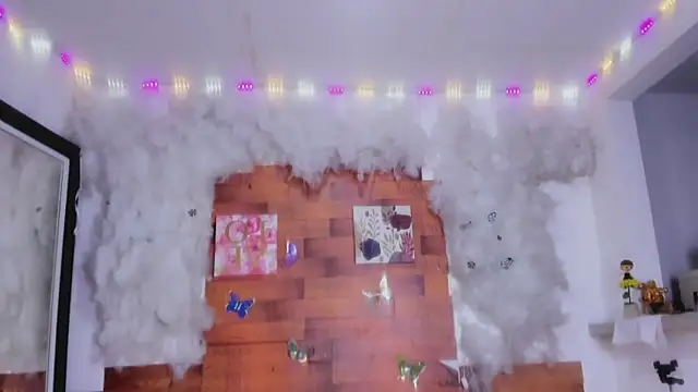 kelly thomson online show from 19, 2, 2025