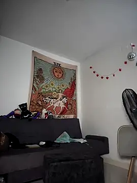 Snapshot of kiaraglam2 chatting on 24, 11, 2025 kiaraglam2 online show from 24, 11, 2025