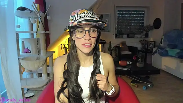 tinny williams online show from 9, 10, 2025