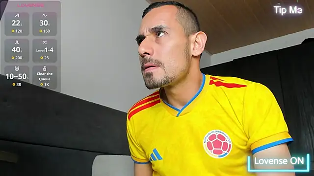 Snapshot of jhonyalzate2 chatting on 3, 7, 2026 jhonyalzate2 online show from 3, 7, 2026