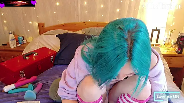 thetinyblue online show from 3, 11, 2025