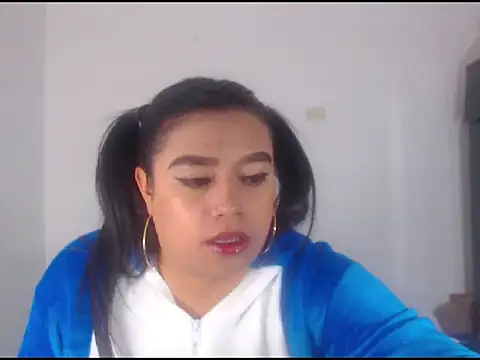 Snapshot of katrinawillff chatting on 22, 5, 2026 katrinawillff online show from 22, 5, 2026