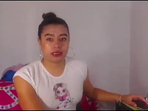 Snapshot of katrinawillff chatting on 7, 7, 2026 katrinawillff online show from 7, 7, 2026