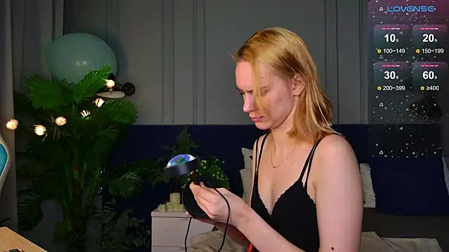 Ramona    online show from 26, 11, 2025