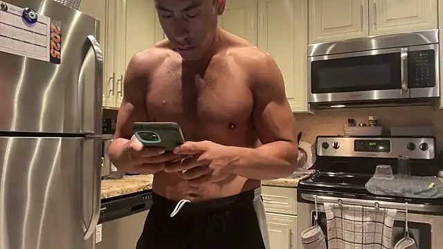 BigGuyMuscle online show from 7, 3, 2025