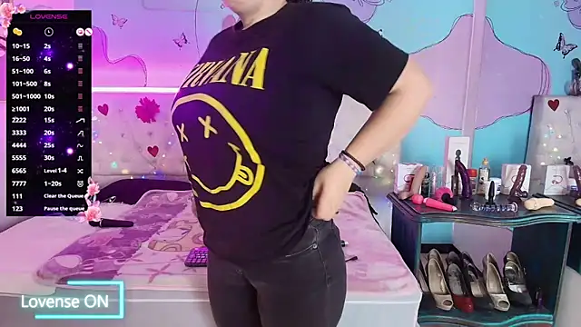 Zaly mature online show from 30, 5, 2026