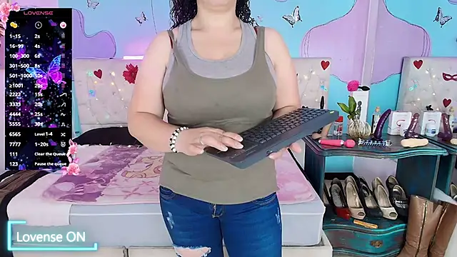 Zaly mature online show from 14, 7, 2026