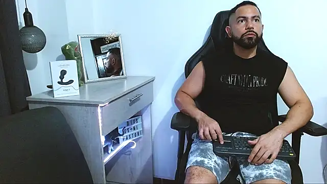 Snapshot of piter_berlin chatting on 26, 1, 2025 piter berlin online show from 26, 1, 2025