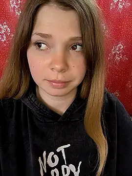 Zuli Kiska online show from 20, 4, 2026