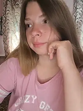 Snapshot of Zuli_Kiska chatting on 20, 7, 2026 Zuli Kiska online show from 20, 7, 2026