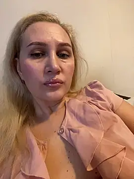 Snapshot of YourBlondee chatting on 16, 1, 2026 YourBlondee online show from 16, 1, 2026