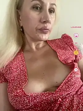 Snapshot of YourBlondee chatting on 14, 7, 2026 YourBlondee online show from 14, 7, 2026