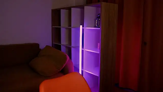 ItsAlisia online show from 18, 12, 2025