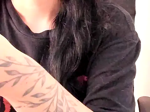 Snapshot of Kristenbr chatting on 10, 7, 2026 Kristenbr online show from 10, 7, 2026